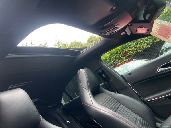 142 Mercedes CLA 250 4MATIC AMG Sport Auto 396335397