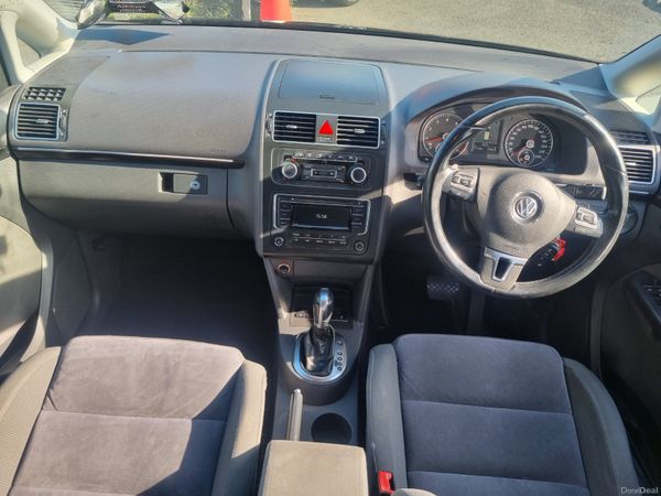 Volkswagen Touran 2012 New NCT 396469681