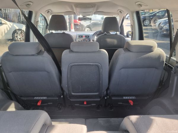 Volkswagen Touran 2012 New NCT 396469687