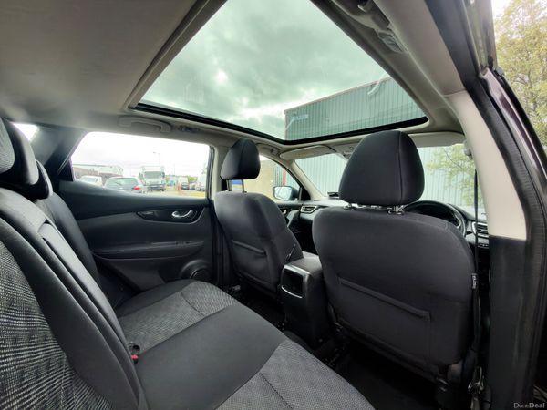 🔴 Nissan Qashqai Pan Roof SV 396480107