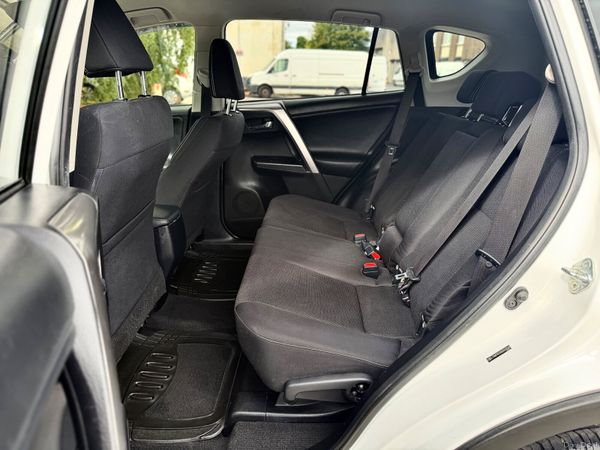 🔴 Toyota RAV4 High Spec 396480375