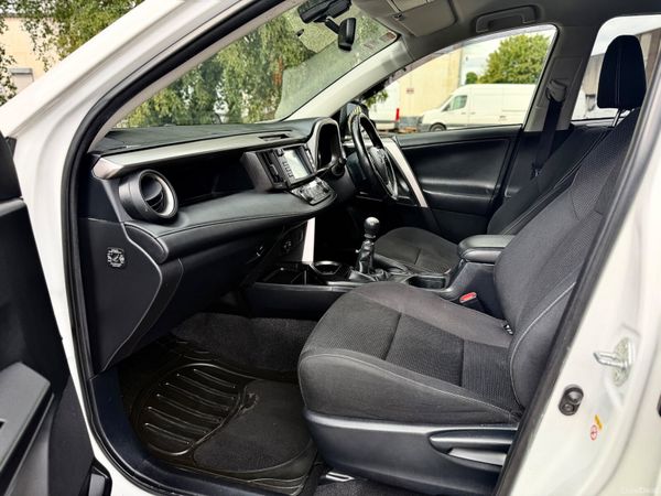 🔴 Toyota RAV4 High Spec 396480377