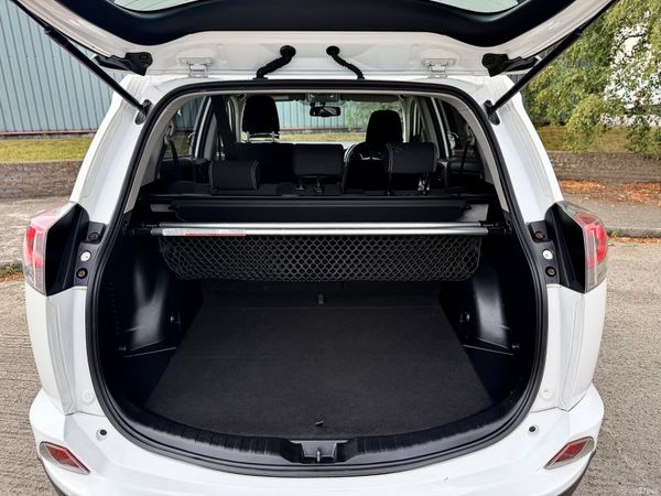 🔴 Toyota RAV4 High Spec 396480379