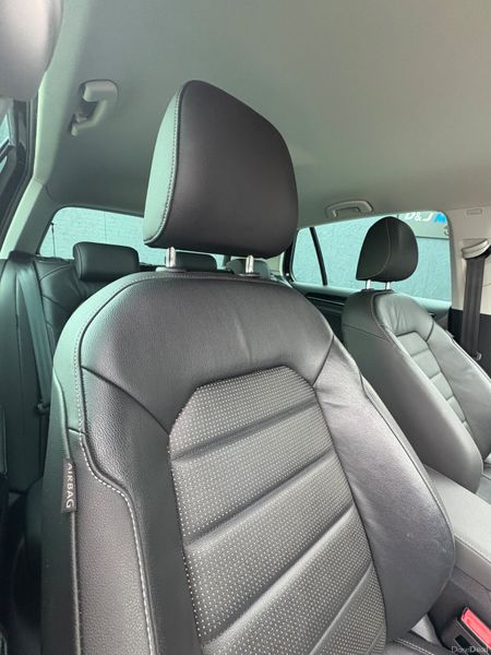 Volkswagen Golf 2.0 TDI Highline Automatic 2019 396483543