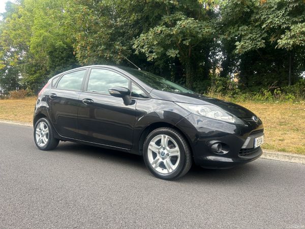 Ford Fiesta 2010(NCT 01/27) 396494803