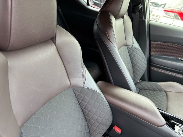 TOYOTA C-HR 2019, 1.8 HYBRID AUTO HIGH SPEC LOW KM 396540975