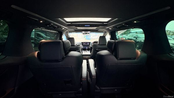Toyota Alphard 2.5 Hybrid 2023 396550911