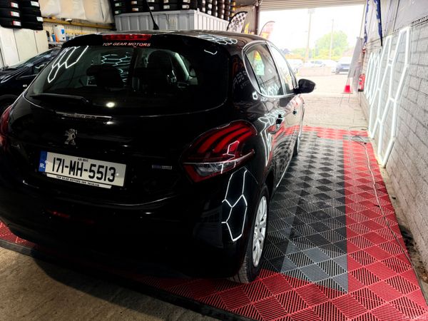 2017 Peugeot 208 - Low Mileage 396565021