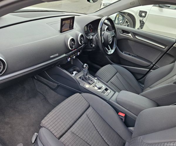 Audi A3 2018 Petrol Autimatic 27K miles only 396568605