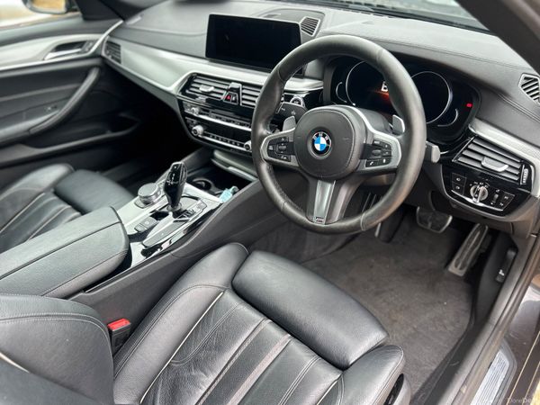 BMW 520 MSPORT 396505511