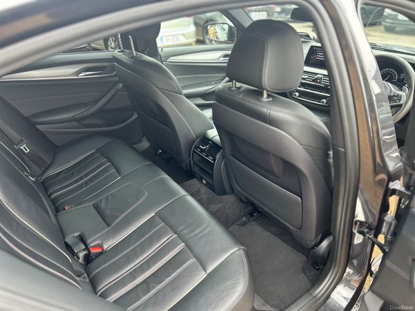 BMW 520 MSPORT 396505519
