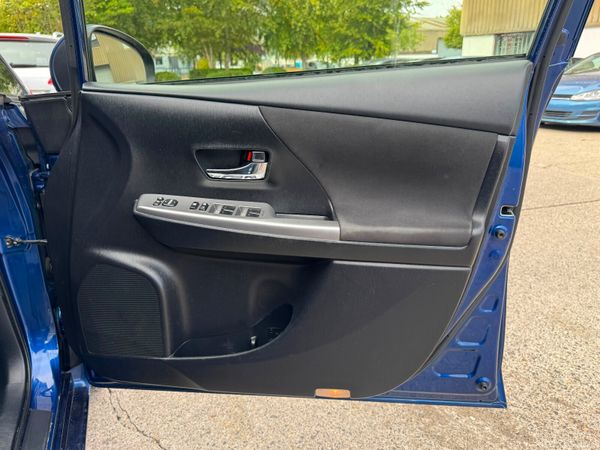 Toyota Prius 1.8 Hybrid Amazing example 396535447