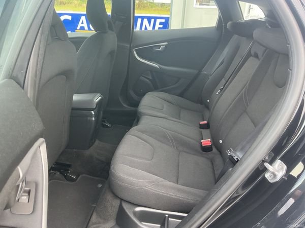2015 VOLVO V40 1.6 DIESEL  TAX/NCT SPOTLESS 396676857