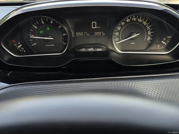 191 Peugeot 208 1.2 Pure Tech Active 396678057