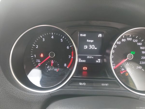 VW POLO 2016 AUTO LIKE NEW 396678871