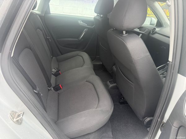 Audi A1 2013 396699819