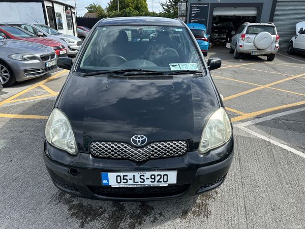 Toyota Yaris 2005 1.0 VVT-I Luna 396606275
