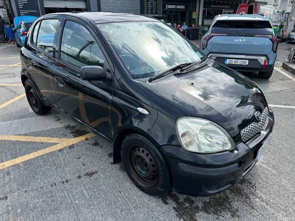 Toyota Yaris 2005 1.0 VVT-I Luna 396606279