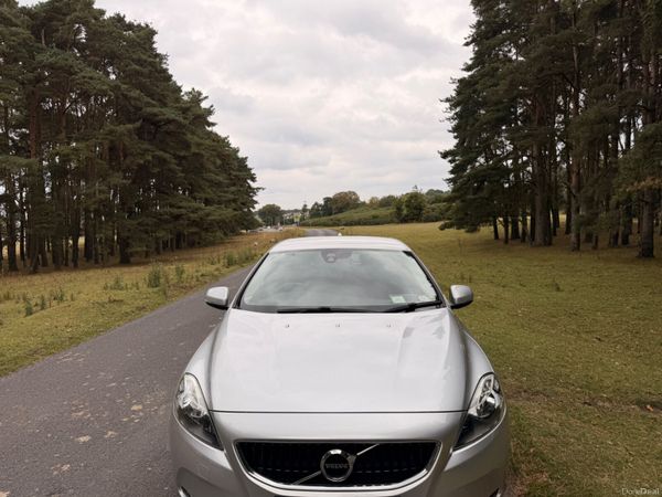 Volvo V40 2017 D2 Diesel Low KM 396610853
