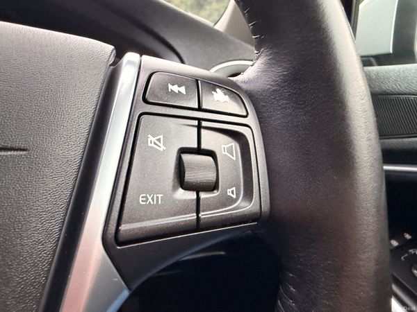 Volvo V40 2017 D2 Diesel Low KM 396610827