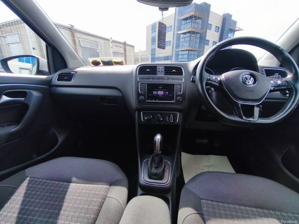 Volkswagen Polo  1.2 TSI 5DR 90HP Comfortline DSG 396612003