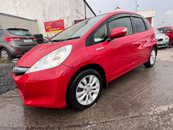 2013 Honda Fit, 2 of 12