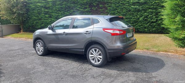 Nissan Qashqai 2015 Automatic 396633075