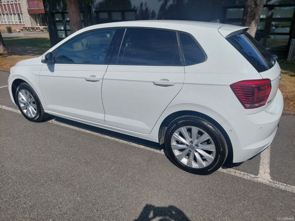 2019 -Polo- Auto New Shape 396633681