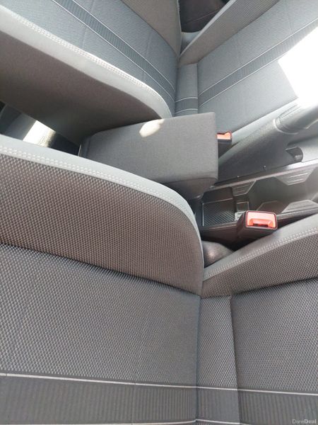 2019 -Polo- Auto New Shape 396633807
