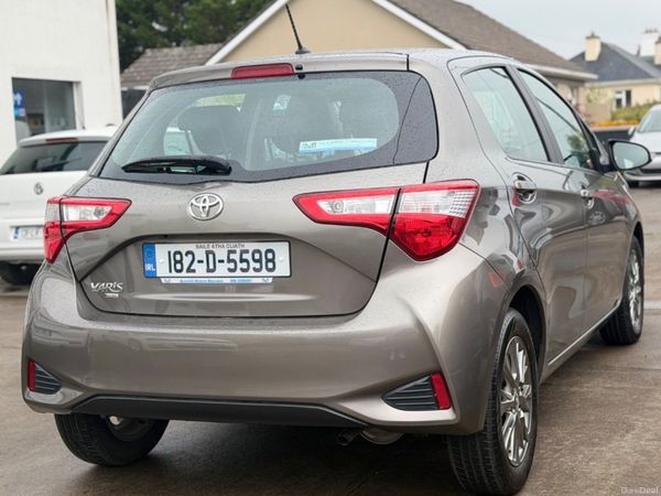 Toyota Yaris LUNA 396763849