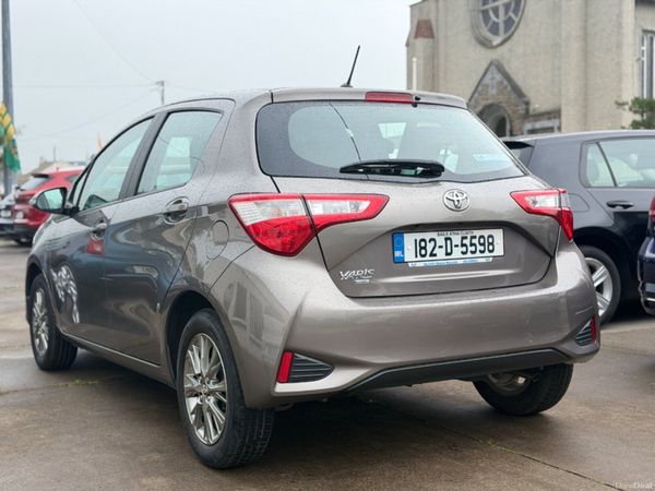 Toyota Yaris LUNA 396763851