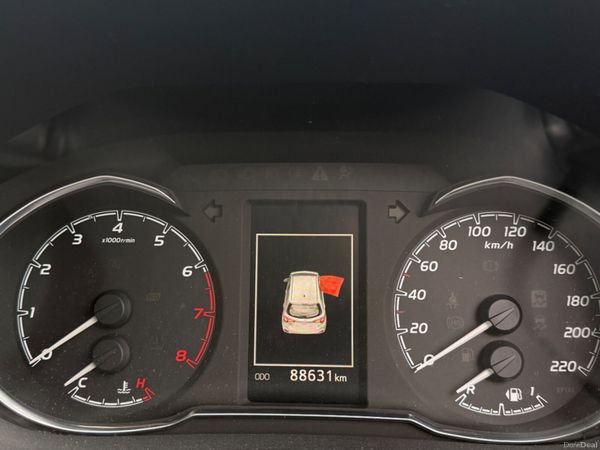 Toyota Yaris LUNA 396763855