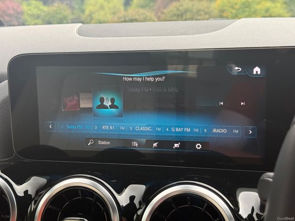 *One Owner* 222 Mercedes-Benz GLA200d! 396777383