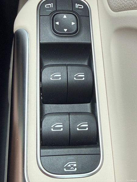 *One Owner* 222 Mercedes-Benz GLA200d! 396777399