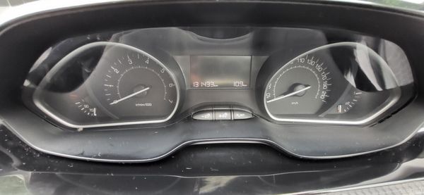 171 PUEGEOT 208.. NCT 08/28.. LOW KM 396779293