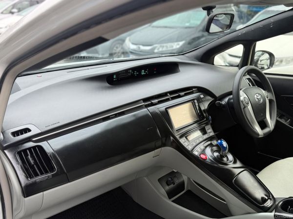 2015 Toyota Prius Hybrid Automatic 396793825