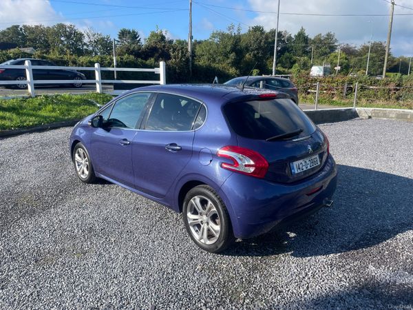 Peugeot 208 2014 1.4 diesel 396798223