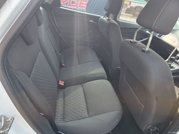 Ford Focus 2014 396799665