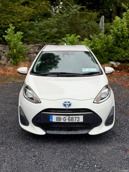 Toyota Aqua | 2018 | 109,000 KM | Hybrid | Auto 396731945