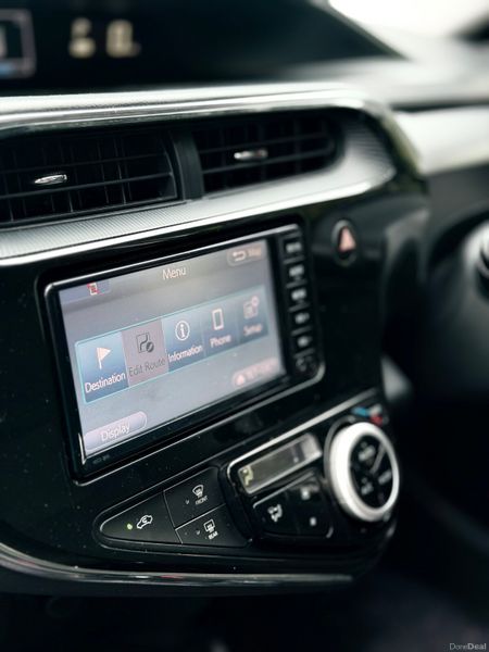 Toyota Aqua | 2018 | 109,000 KM | Hybrid | Auto 396731961