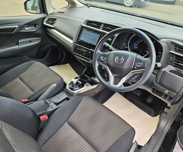 Honda Fit 2019 Petrol Hybrid Auotmatic 396880815