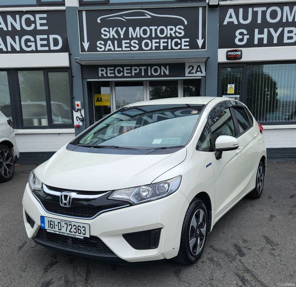Honda Fit 2016 Petrol Hybrid Automatic 396880905