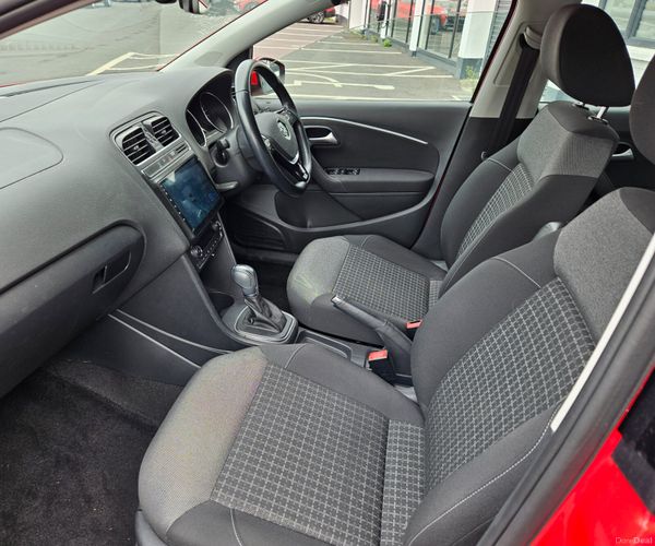 Volkswagen Polo 2017  1.2 TSI Petrol Automatic 396881131