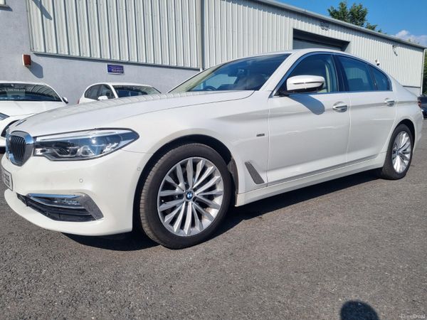 2017 BMW 5-Series Luxury Line – Japanese Import 396890261