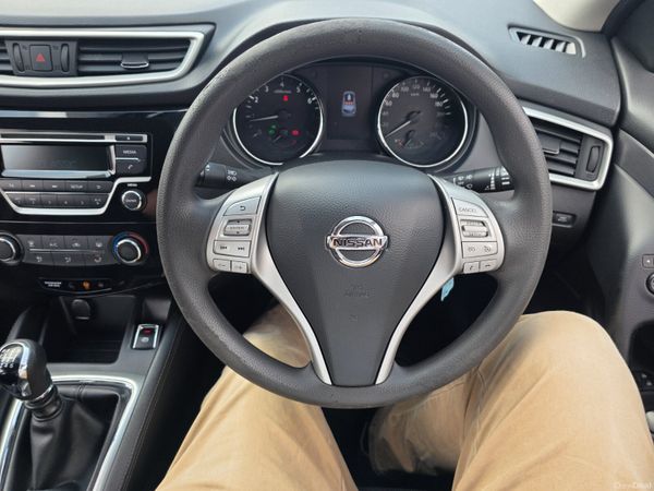 Nissan Qashqai 2016 396895529