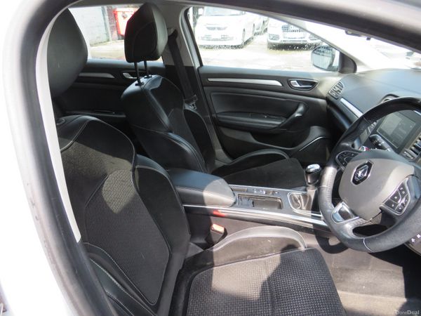 Renault Megane 2017 LOW MILEAGE DIESEL ESTATE 396810493