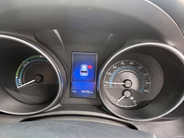 Toyota Auris 2017 PETROL HYBRID LUNA 396812035