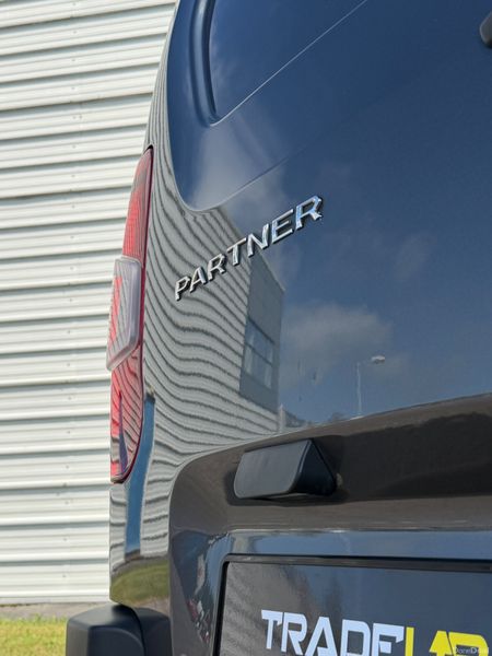 Peugeot Partner 2022 396821169