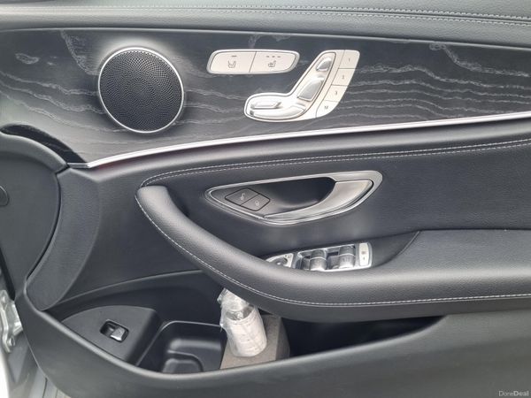 Mercedes-Benz E-Class 2017 396831511