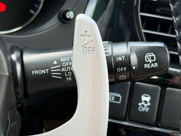 Excellent Condition 162 Mitsubishi Outlander PHEV! 396831957